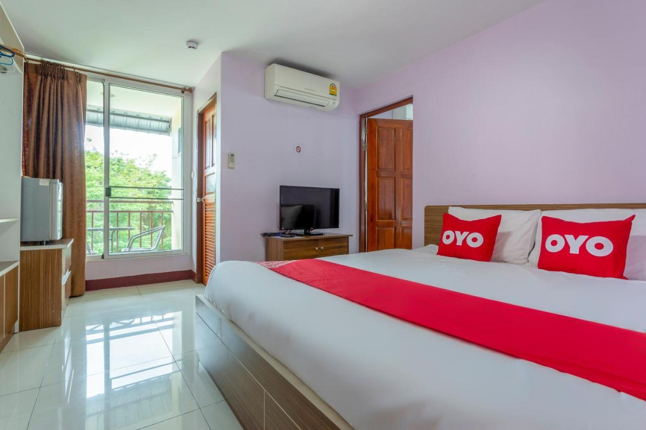 OYO 1053 Bloom Guest House Chiang Mai Extérieur photo
