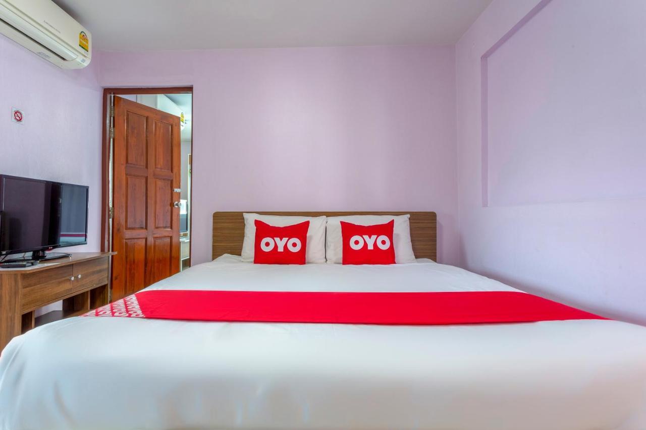 OYO 1053 Bloom Guest House Chiang Mai Extérieur photo