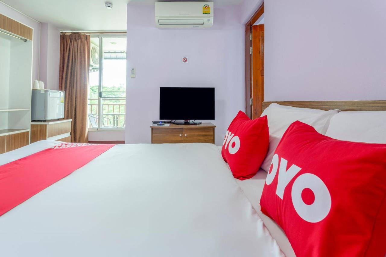 OYO 1053 Bloom Guest House Chiang Mai Extérieur photo