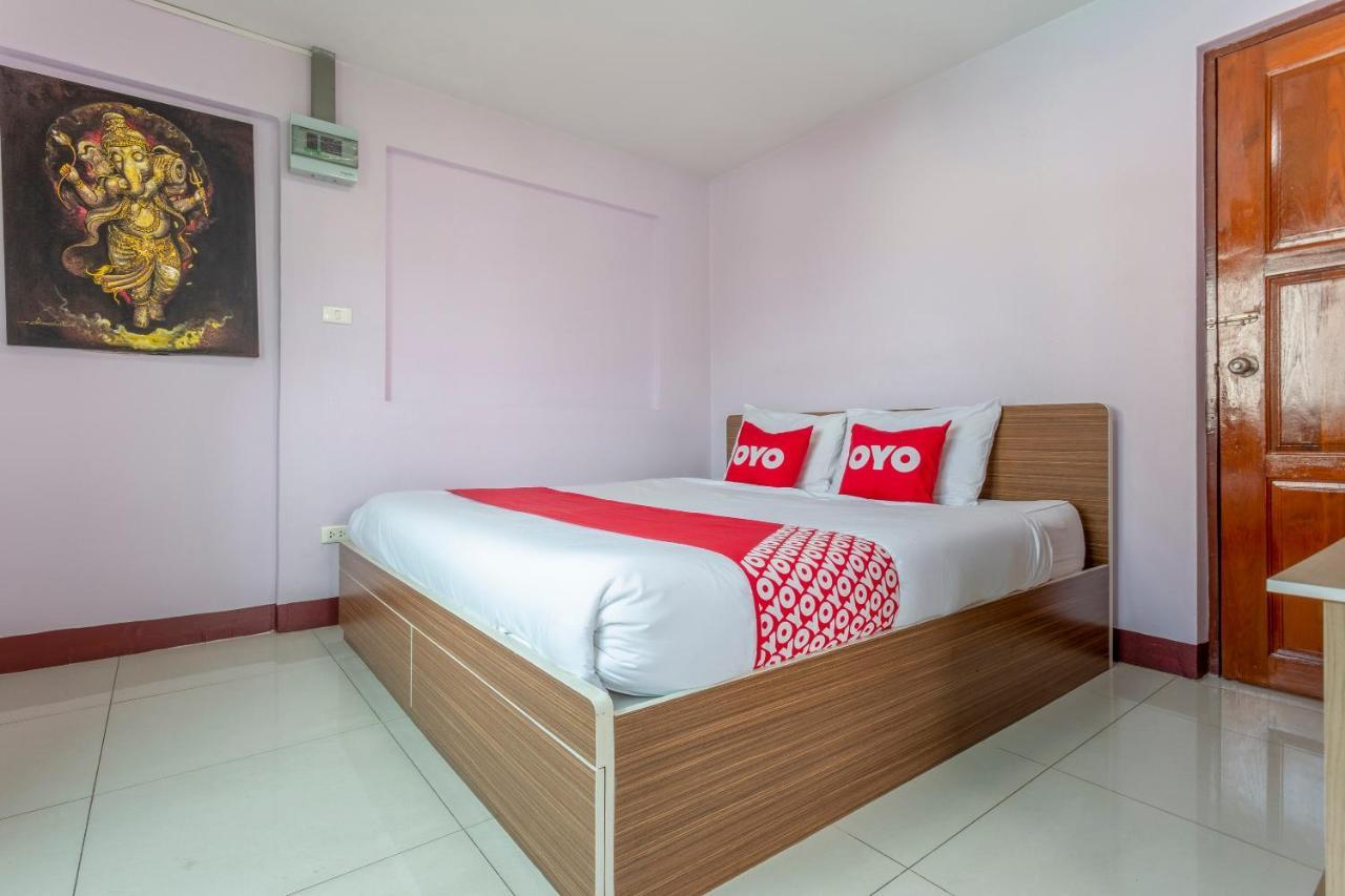 OYO 1053 Bloom Guest House Chiang Mai Extérieur photo