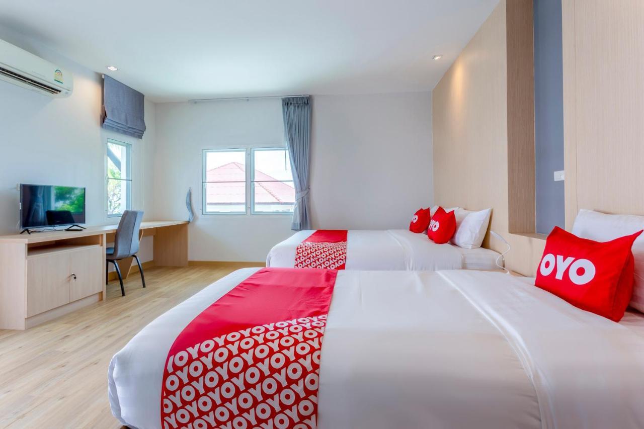 OYO 1053 Bloom Guest House Chiang Mai Extérieur photo