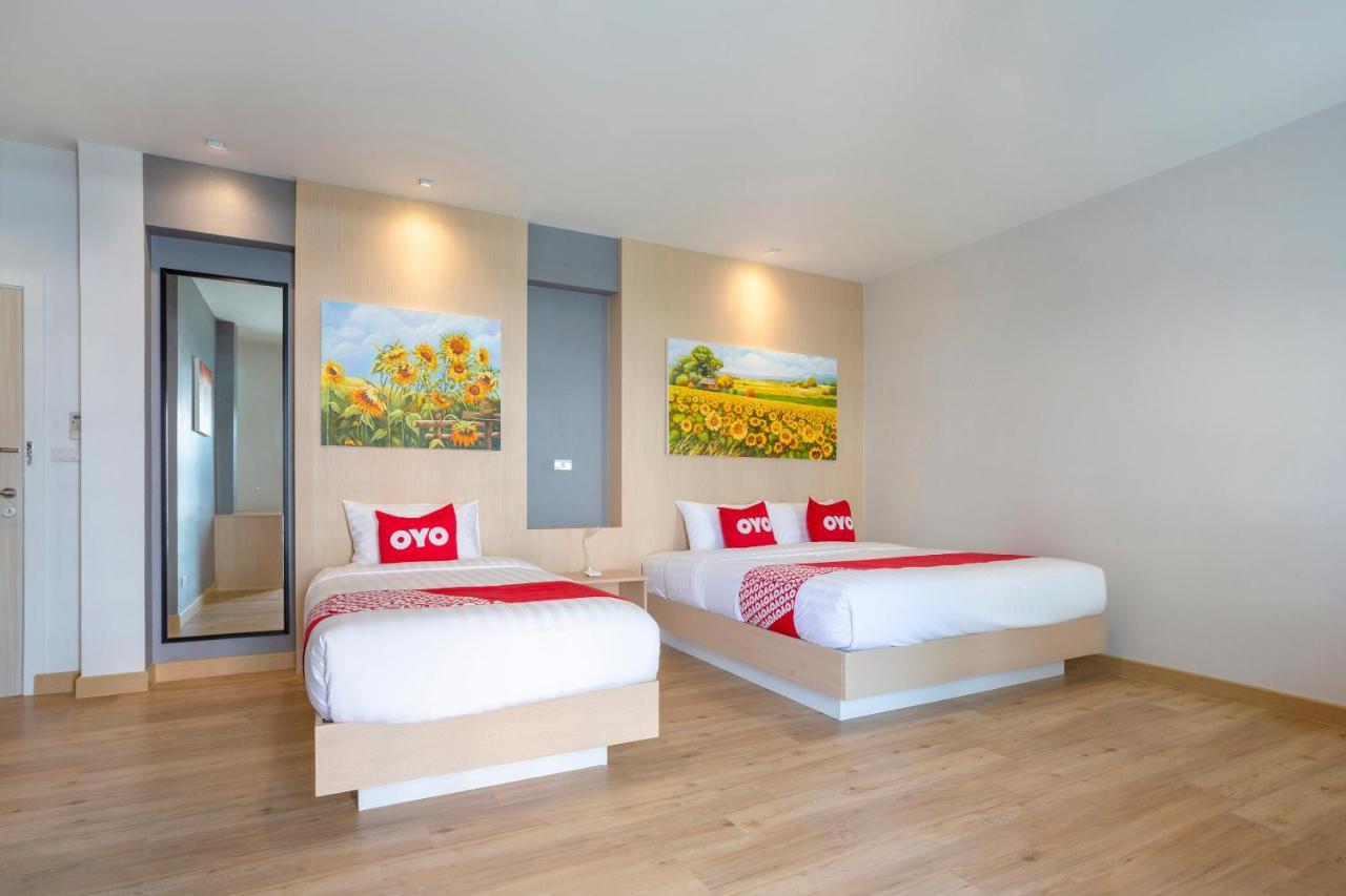 OYO 1053 Bloom Guest House Chiang Mai Extérieur photo