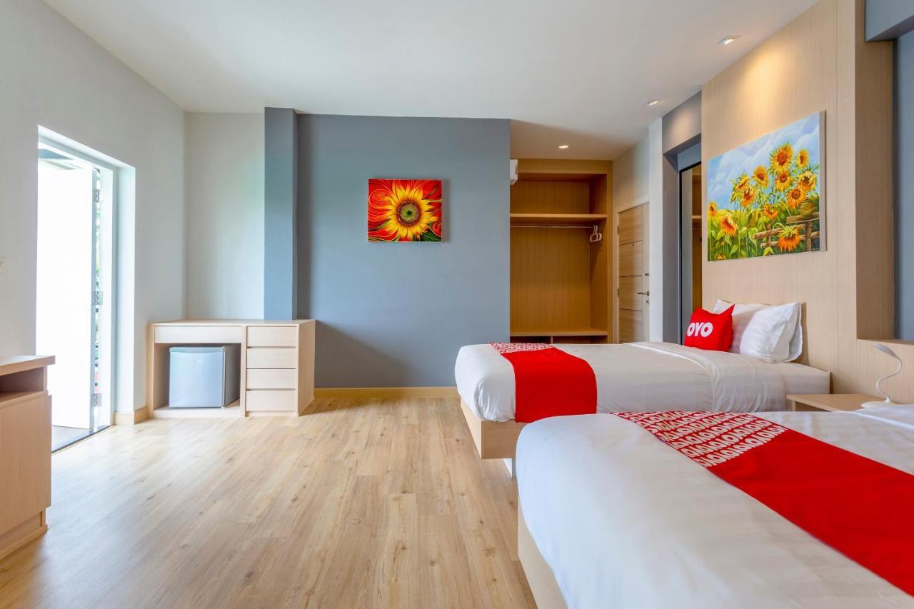 OYO 1053 Bloom Guest House Chiang Mai Extérieur photo