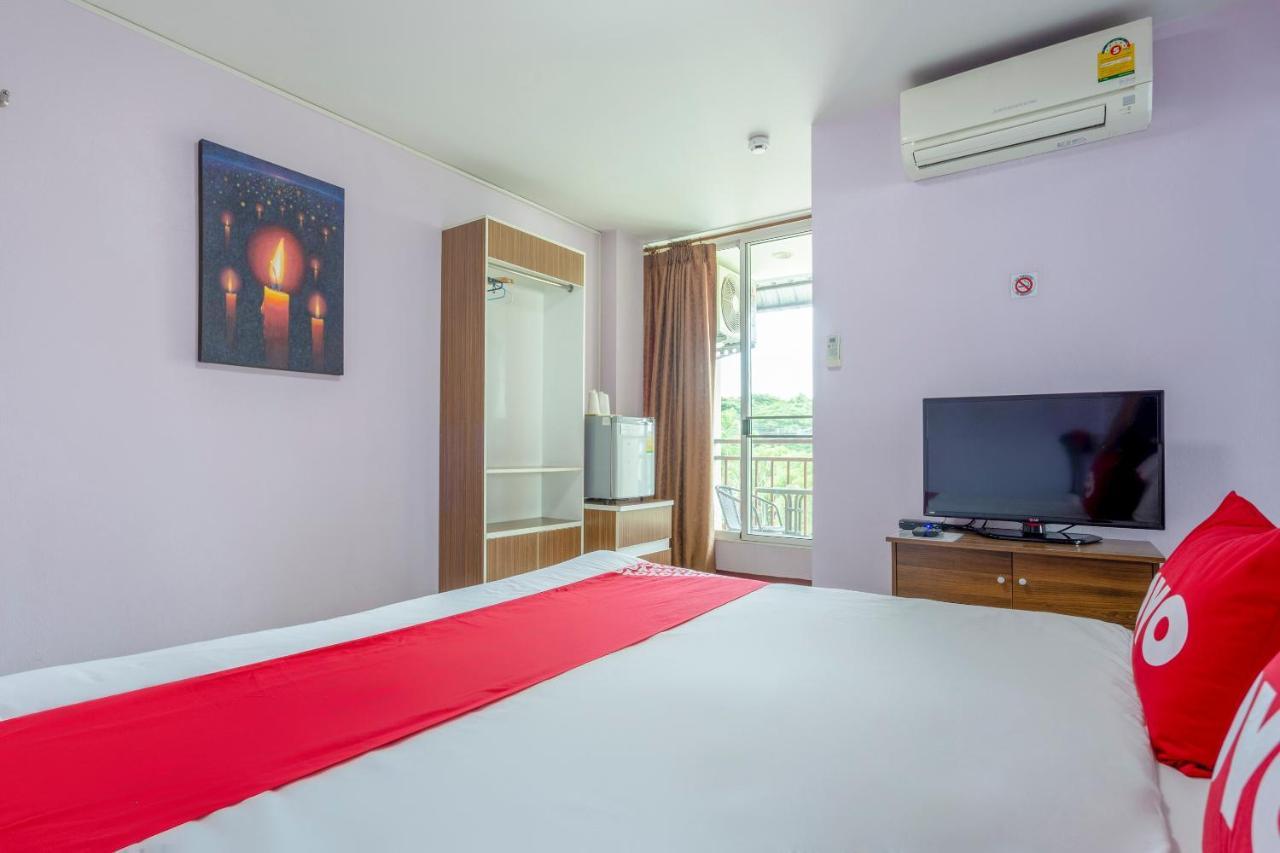 OYO 1053 Bloom Guest House Chiang Mai Extérieur photo