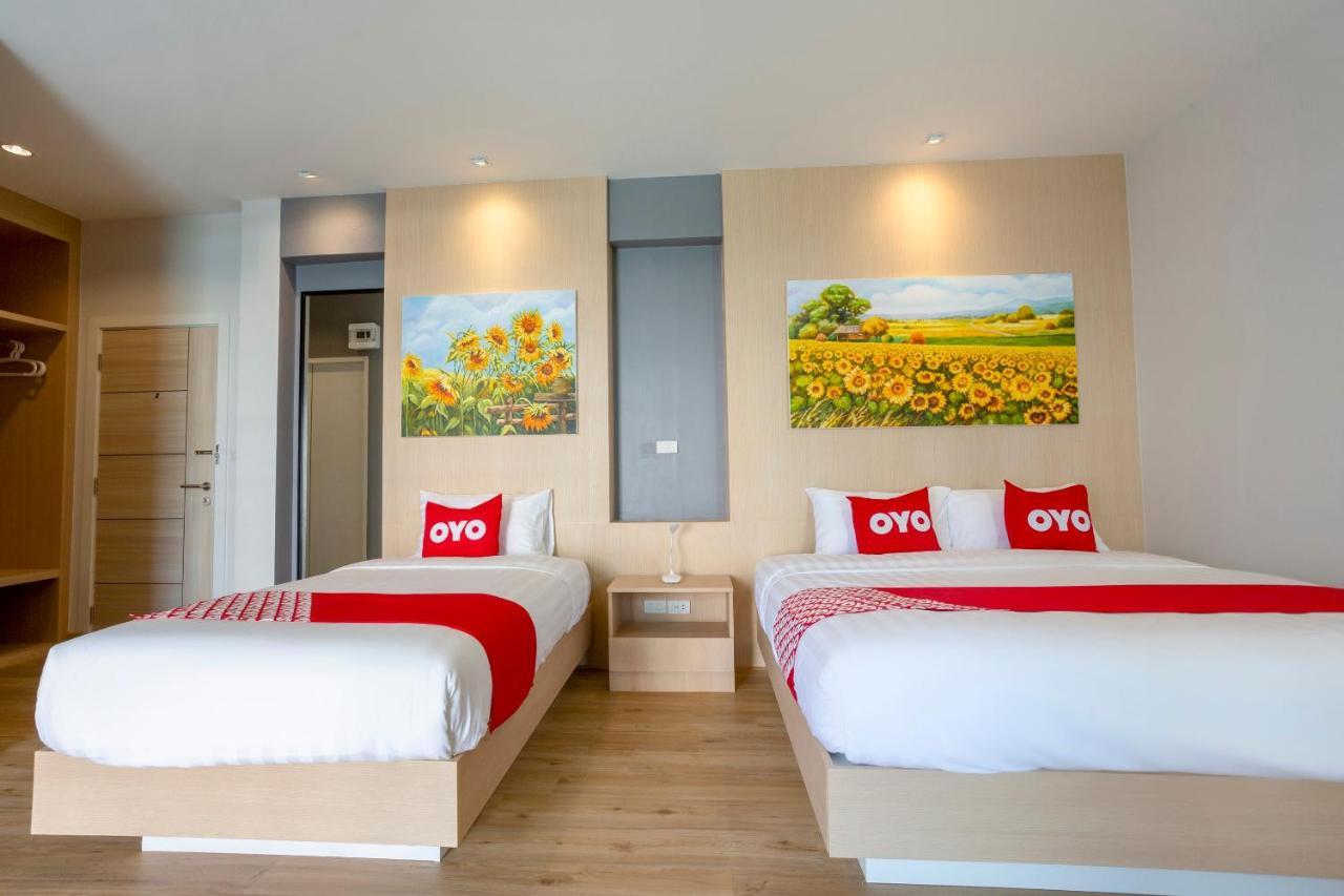 OYO 1053 Bloom Guest House Chiang Mai Extérieur photo